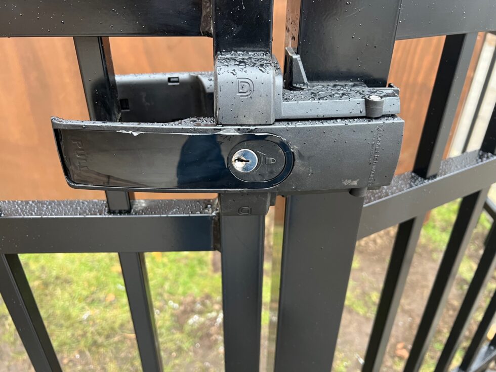 Key Lock for Aluminum Gate